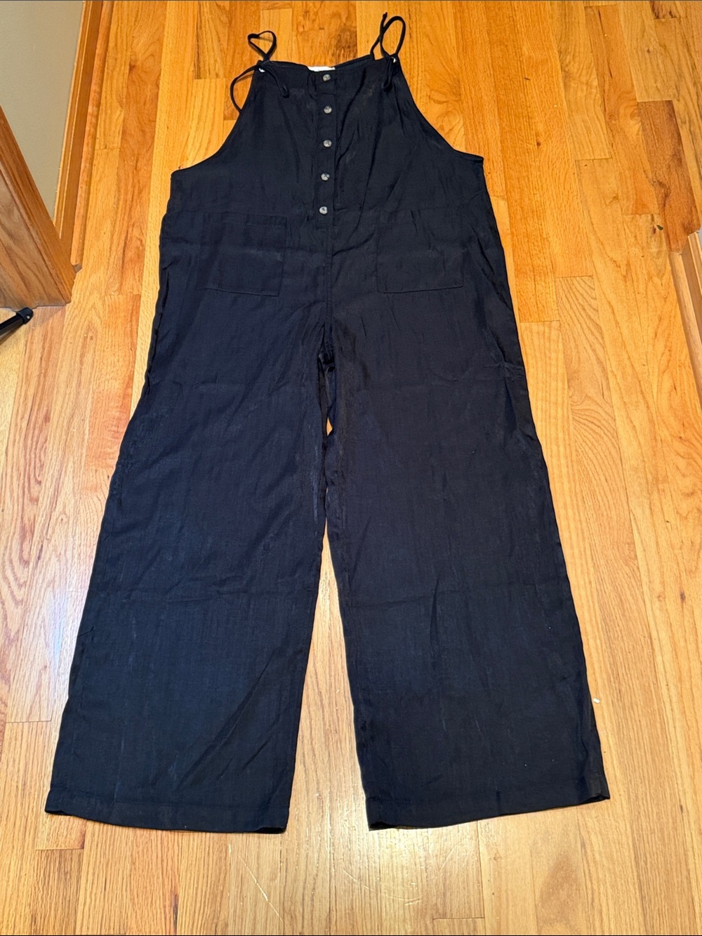 HYFVE Large Black Wide-Leg Linen-Blend Jumpsuit Button Front Tie Grommet Pockets